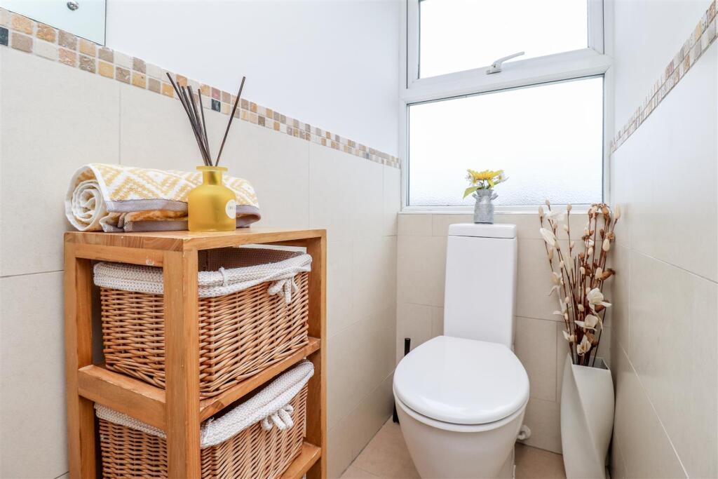 Main Bathroom