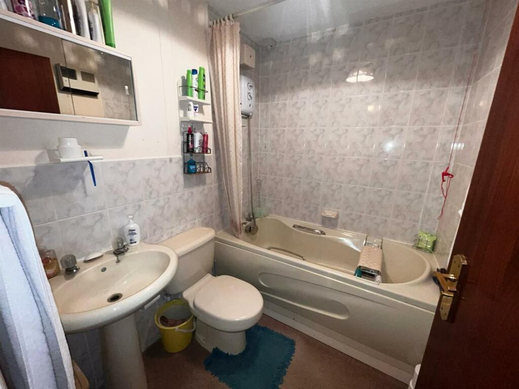 WhatsApp Image 2024-02-09 at 10.34.29_95fe513d.jpg