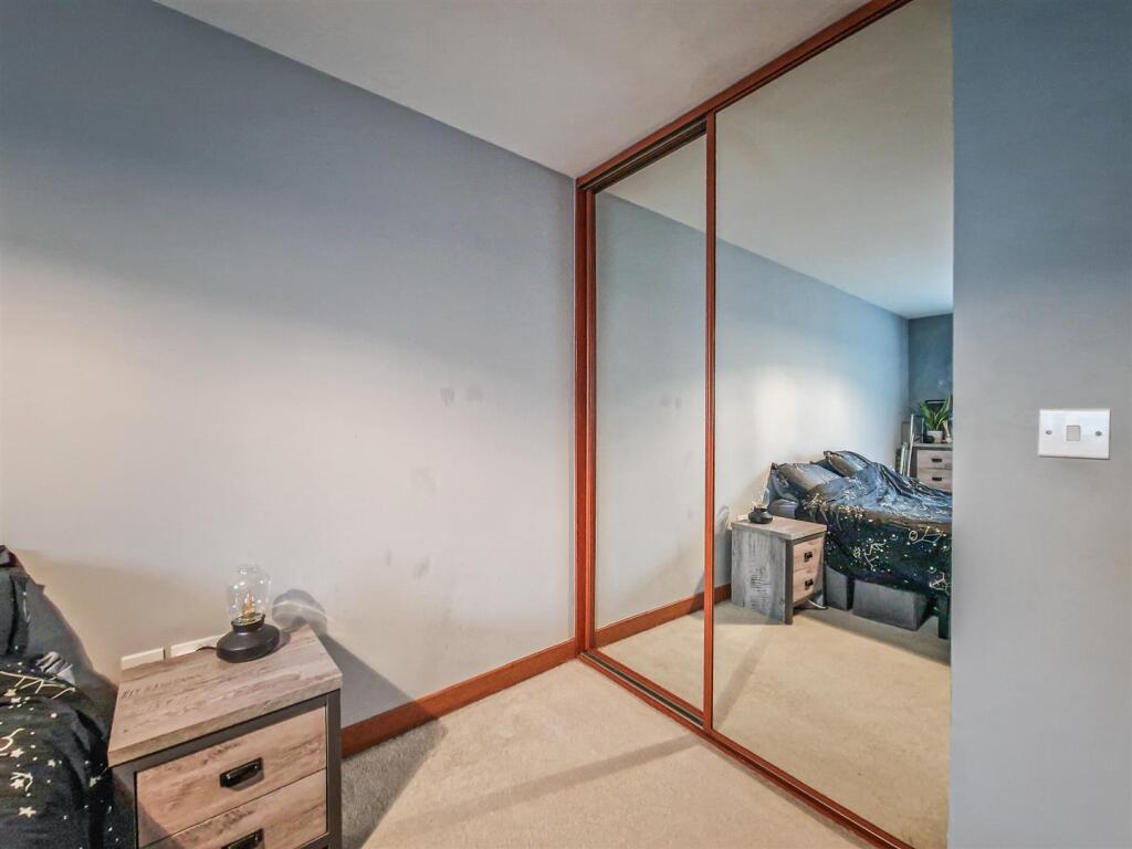 bedroom one built in wardrobes