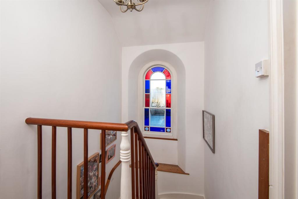4 New Row Landing Window.jpg