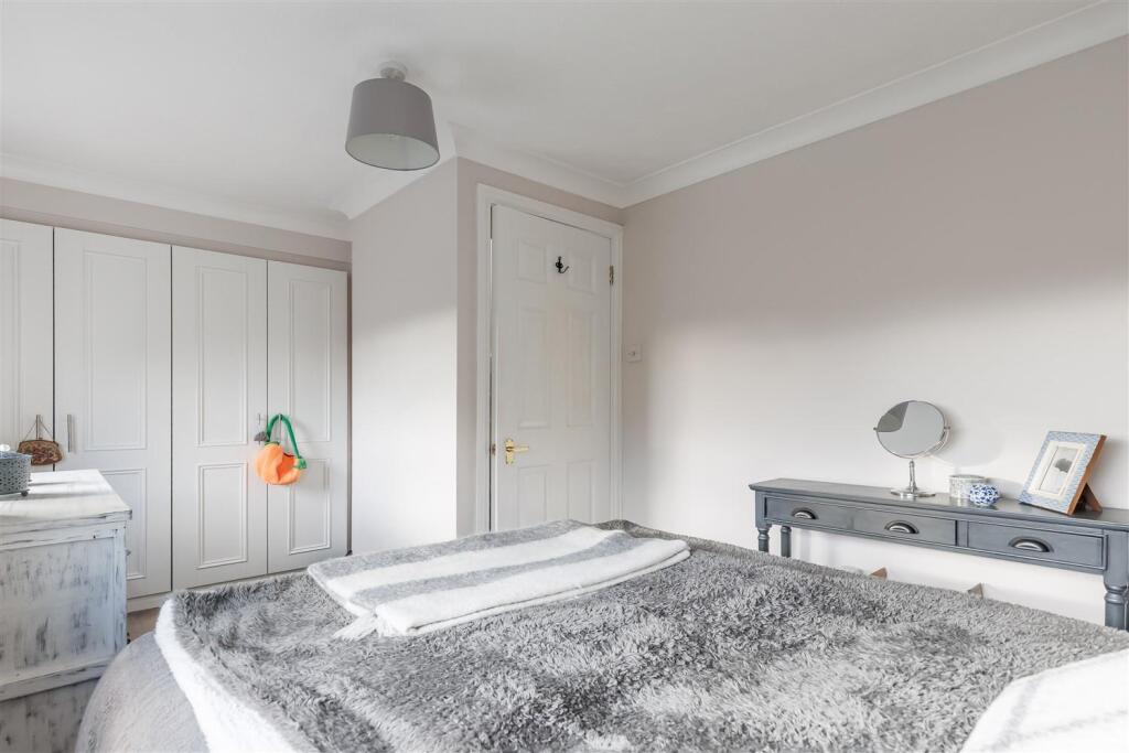 9  Green Close (13).jpg