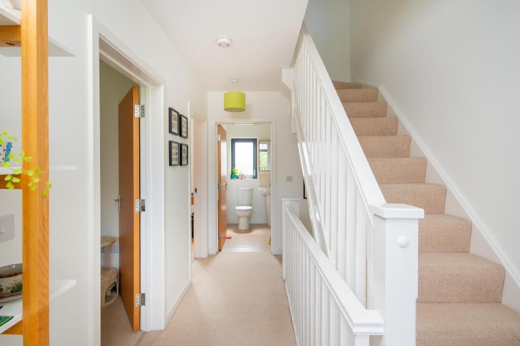 YAWNAMOR41 - Landing A.jpg