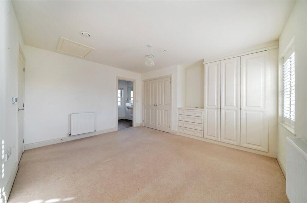 Main Bedroom