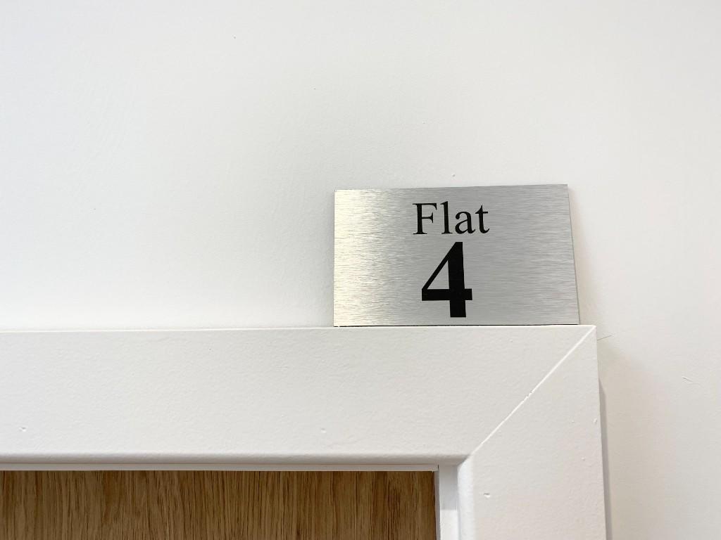 APARTMENT 4