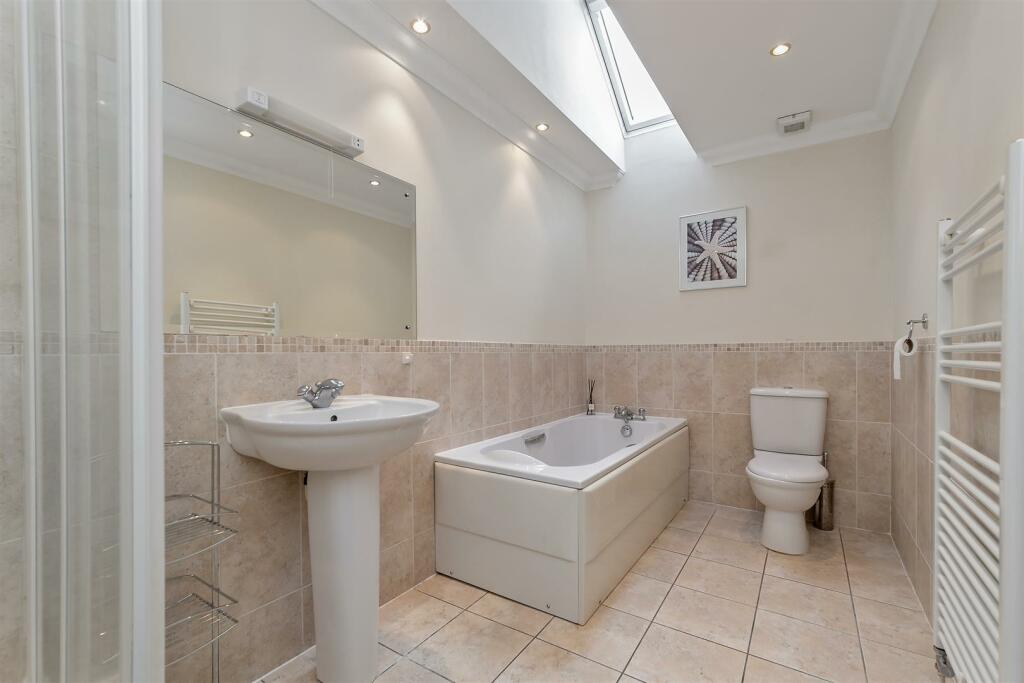 1aLaurelsfield-52.jpg