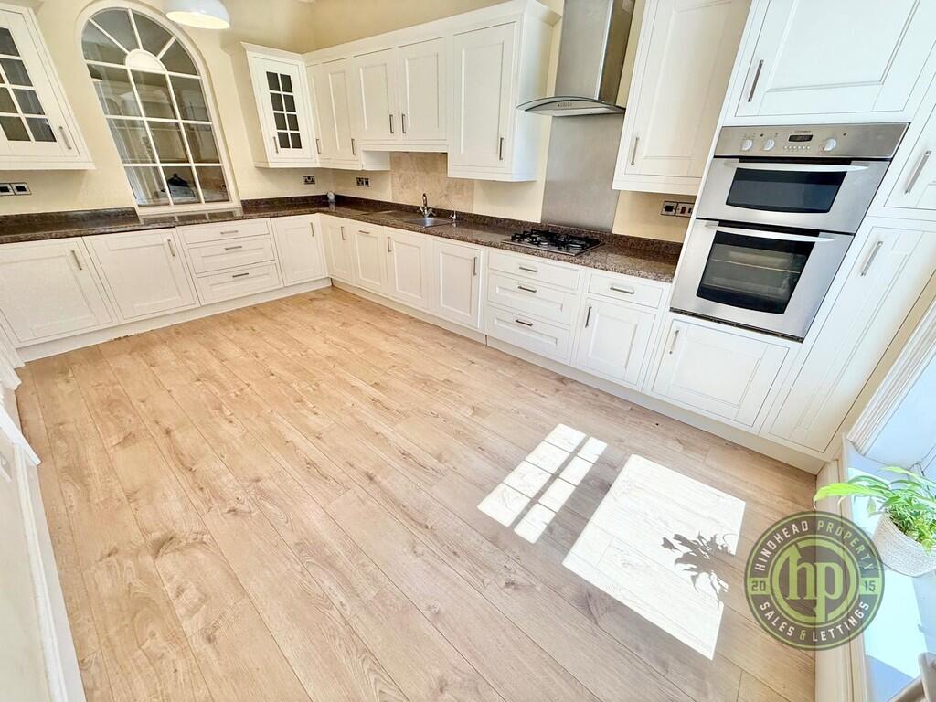 IMG-20250522-WA00...