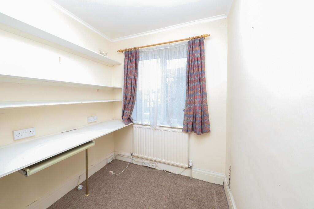 14 Grove Road (10...