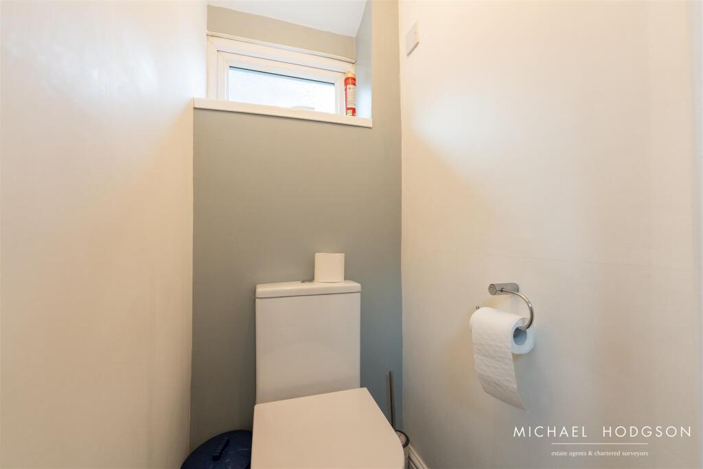 48, Belle Vue Park West-17.jpg