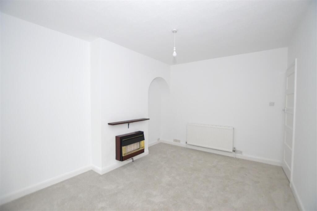 1 Bramley Close dining room Jan 25.JPG
