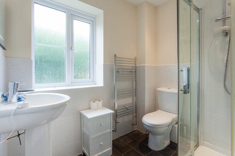 BEDROOM 2 EN-SUITE
