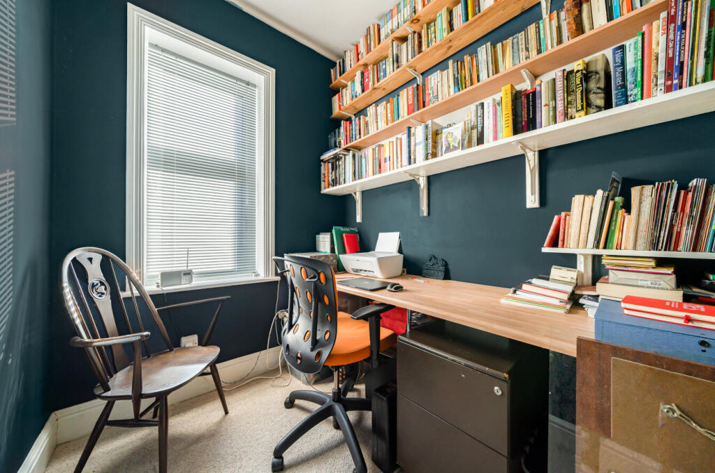 BEDROOM 4/STUDY