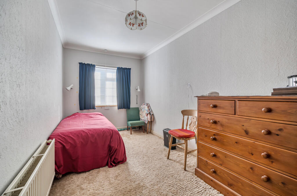 1373915-5-6900cf8...