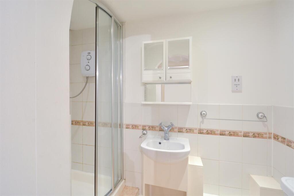 En-Suite Shower Room To Bedroom One