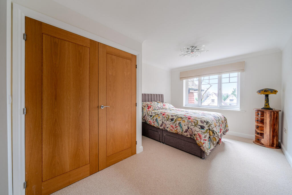 1389345-15-694019...