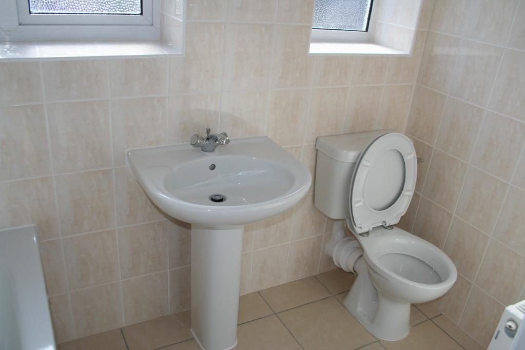 SIMILAR SET UP