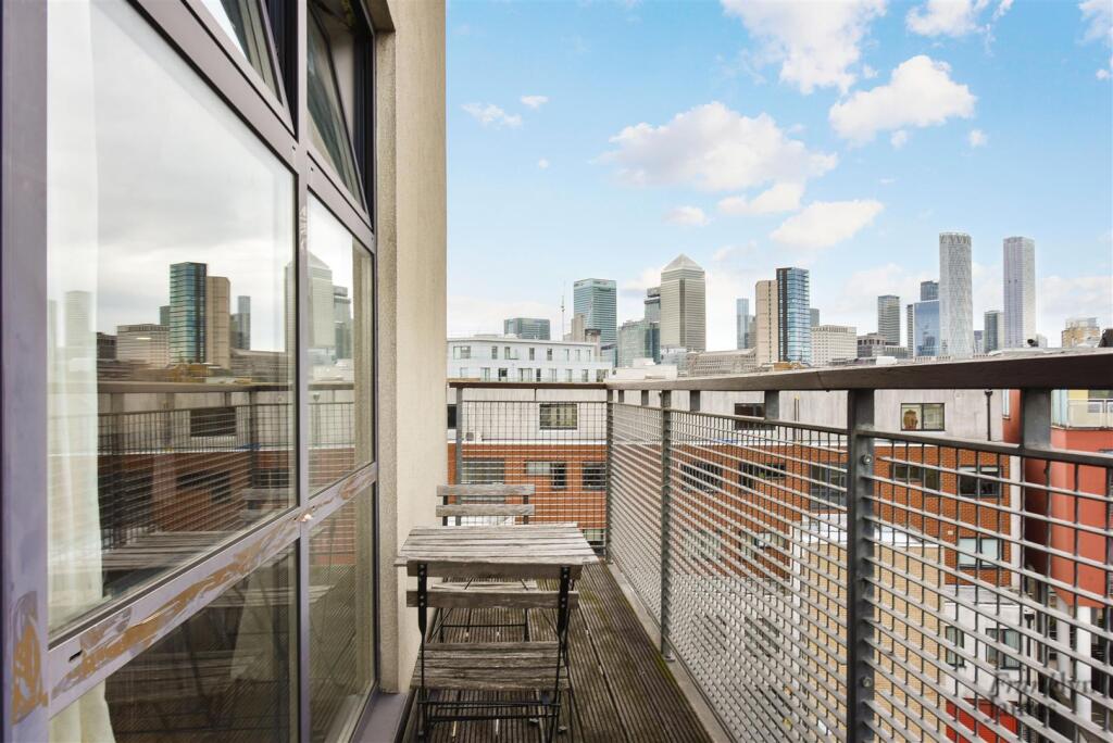 Carmine Wharf (11).JPG