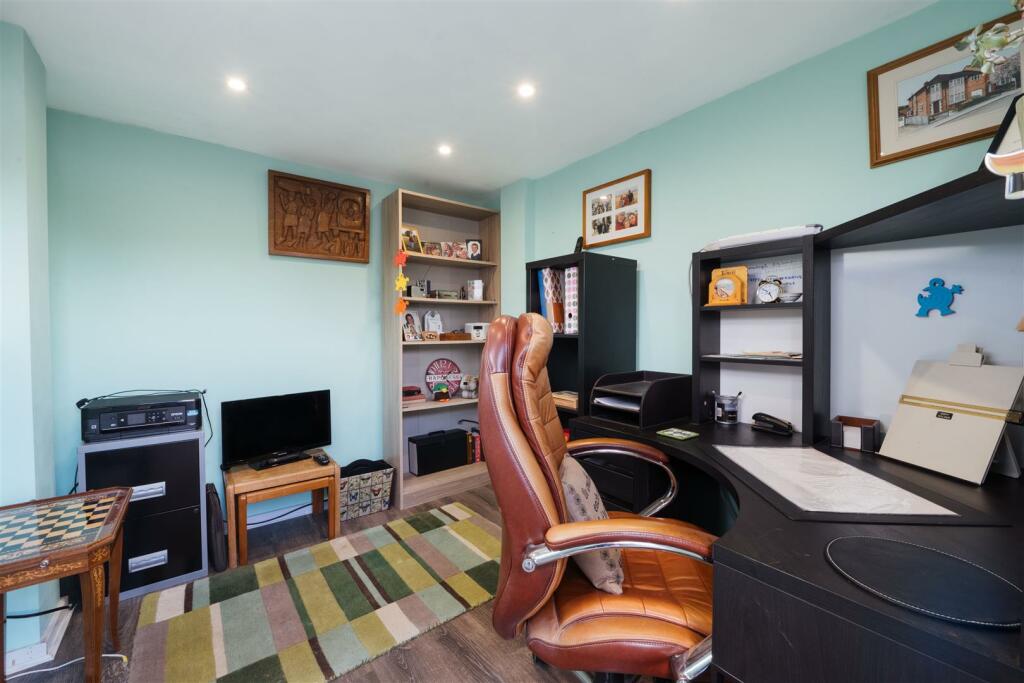 24 Ninesprings, Hitchin-19.jpg