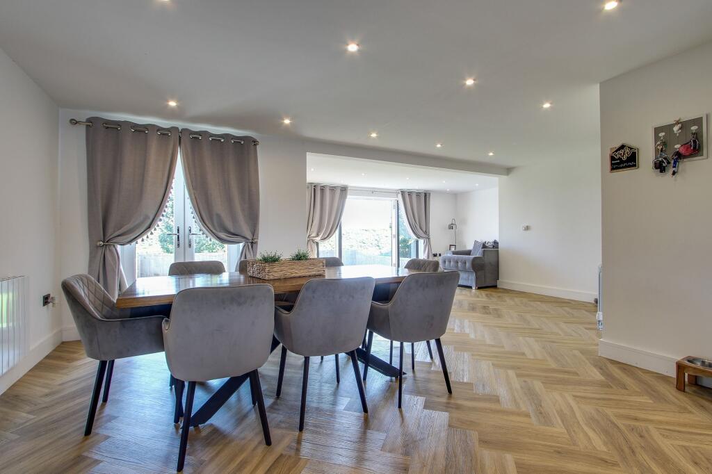 Open Plan Lounge/Kitchen/Dining Room