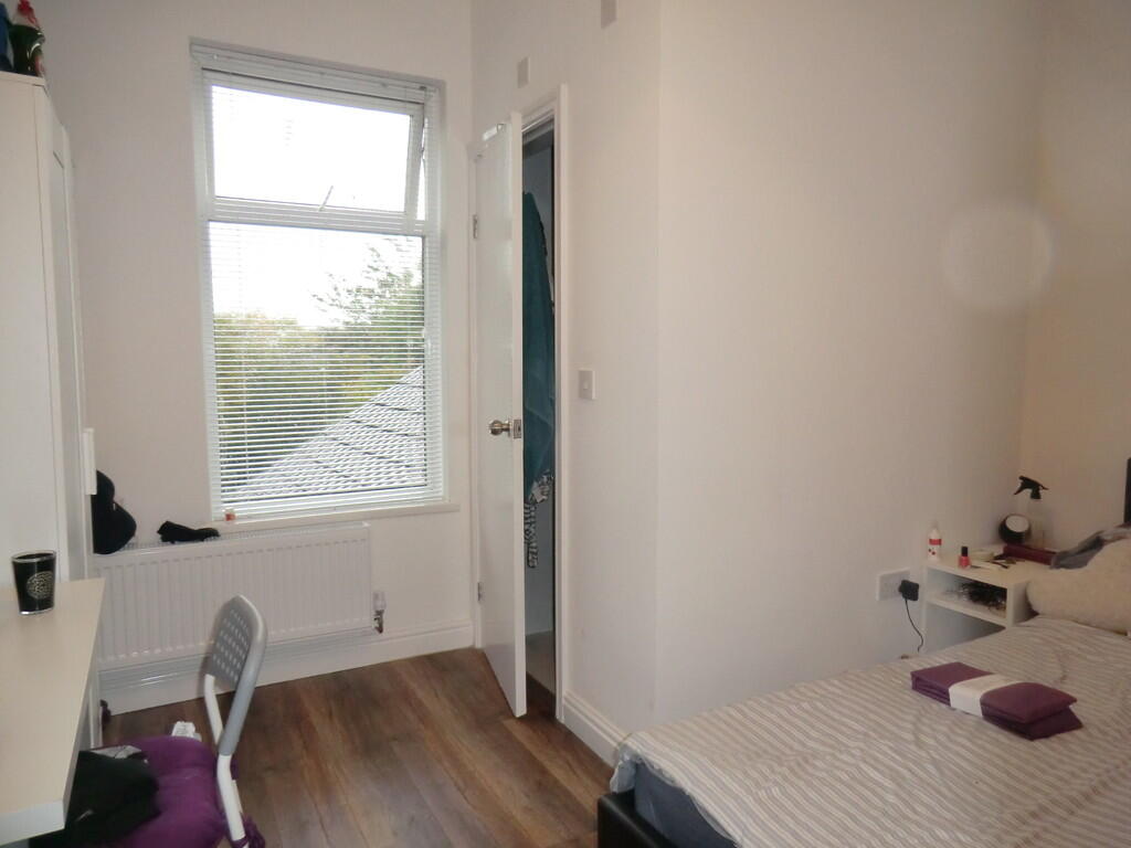 IMG_2222_3_origin...