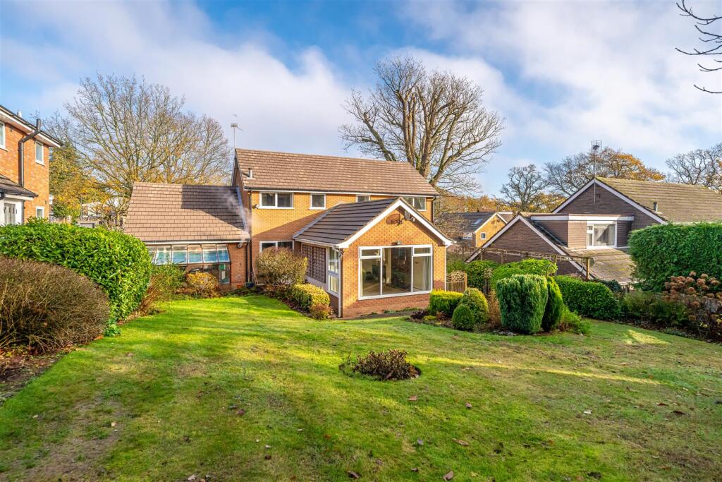 7 Maythorn Gardens  (46).jpg