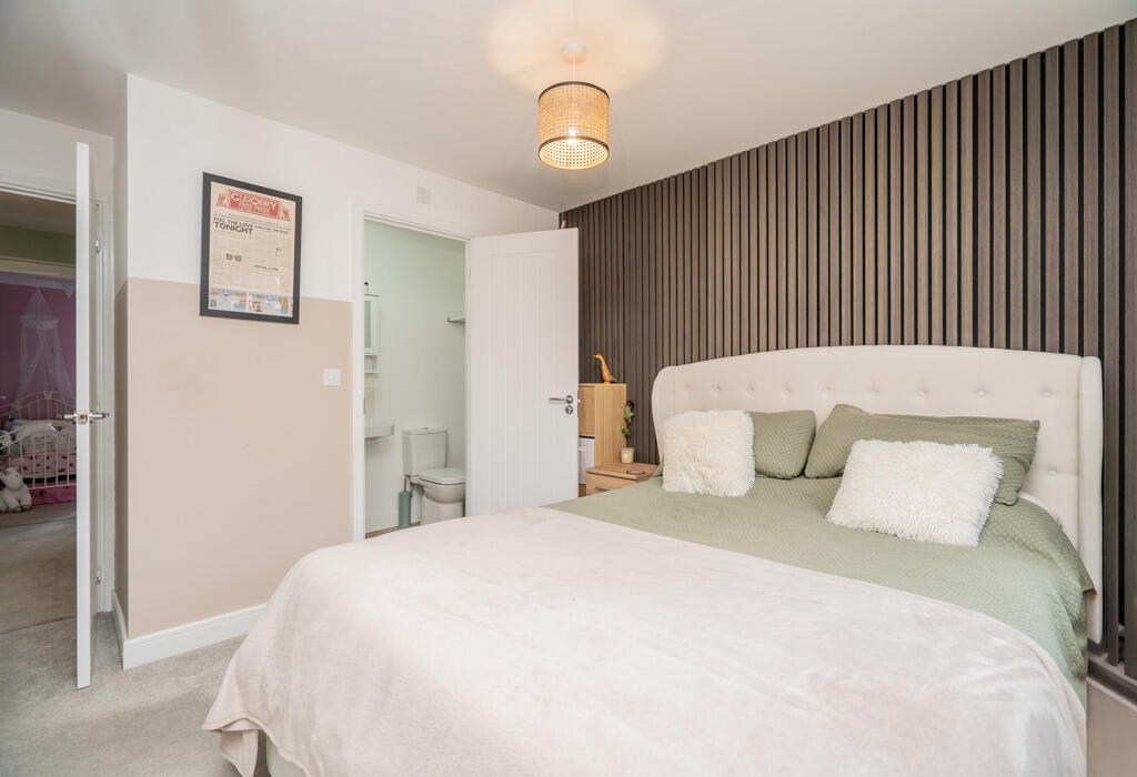 Master Bedrooom