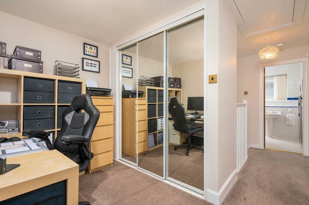 Office 2.jpg