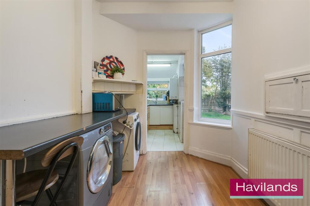 Firs Park Avenue-18.jpg