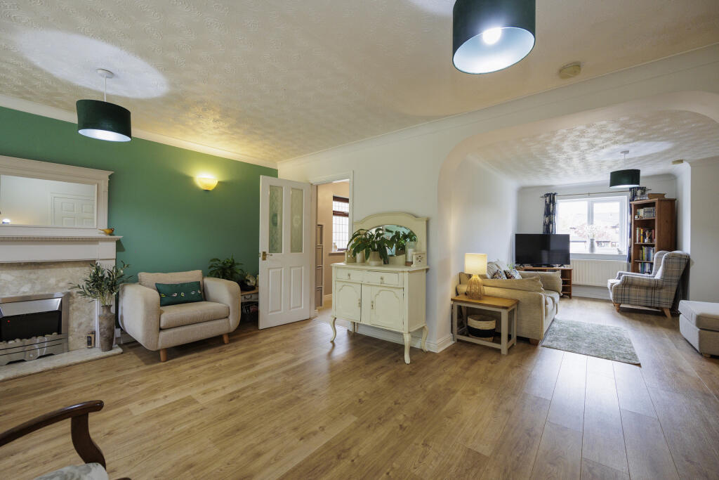 58 Rockhingham close-27