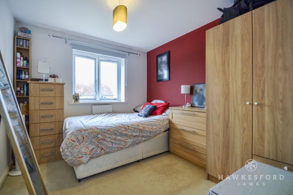 Buttercup Avenue, Minster On Sea - Bedroom 2