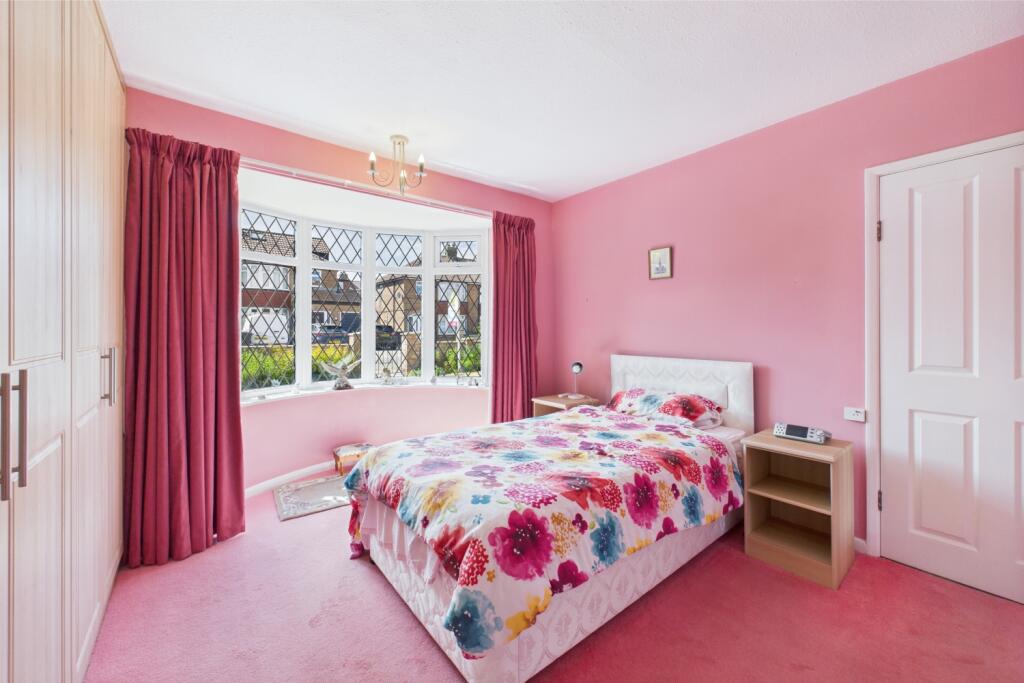 CAM03162G0-PR0274-STILL003