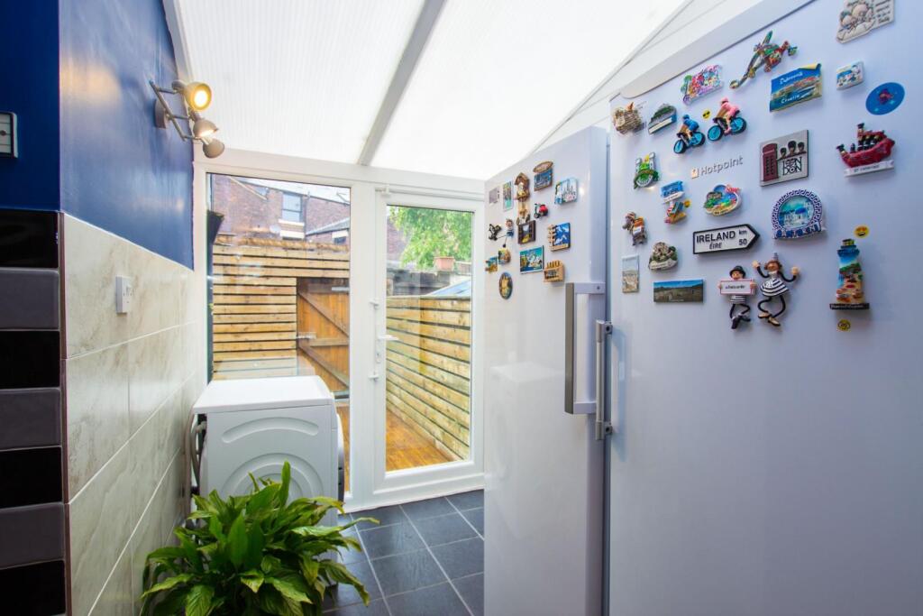 Almond Street (13).jpg