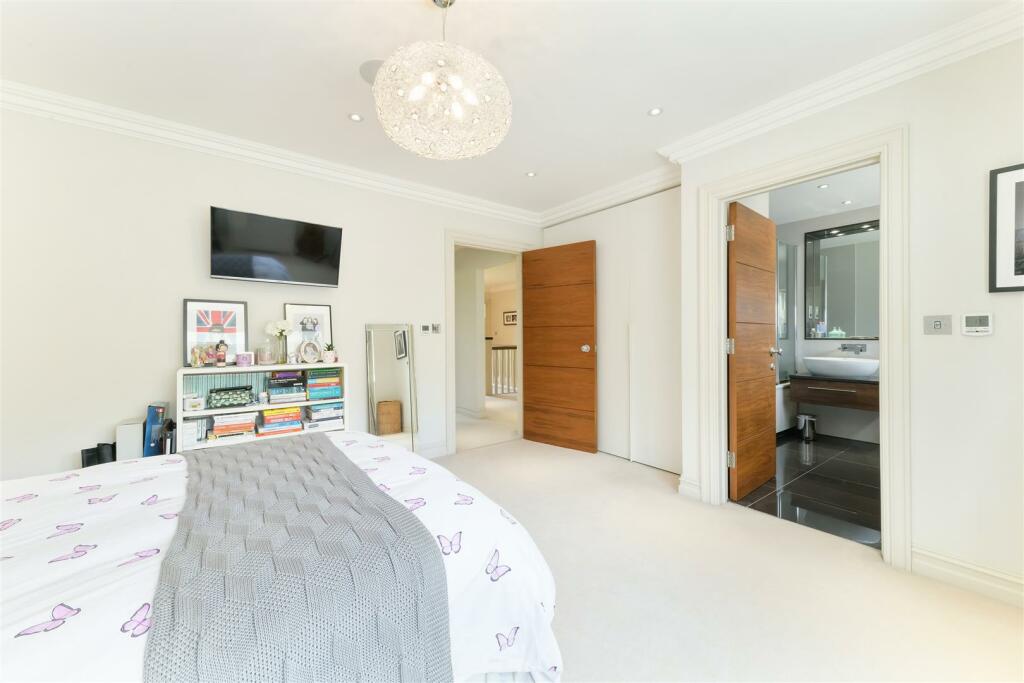 BRAMERS CLOSE, 3- (4).jpg