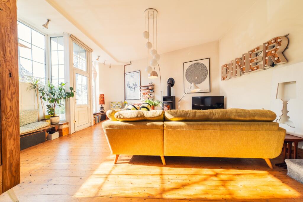 Award-winning Media team on EVERY Listing_8