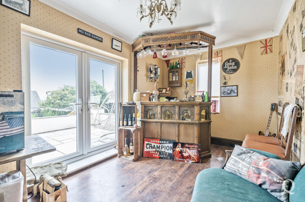 5823c122-be3c-44e...