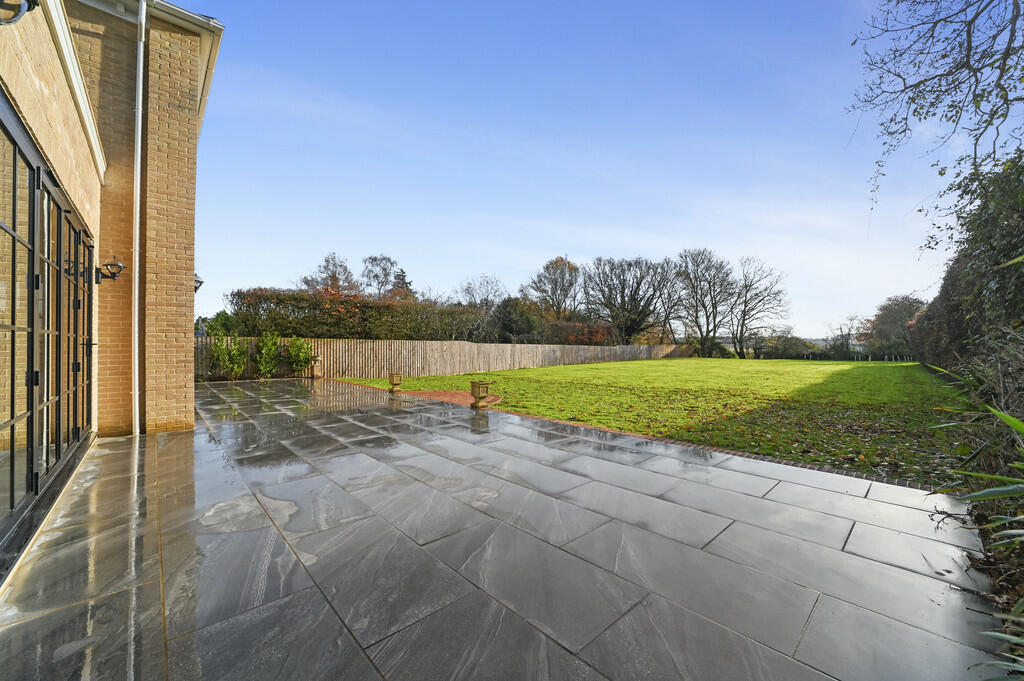 PT-FC(COL)-67AChe...