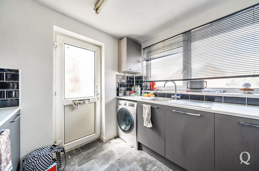 0d27087d-e501-4c3...