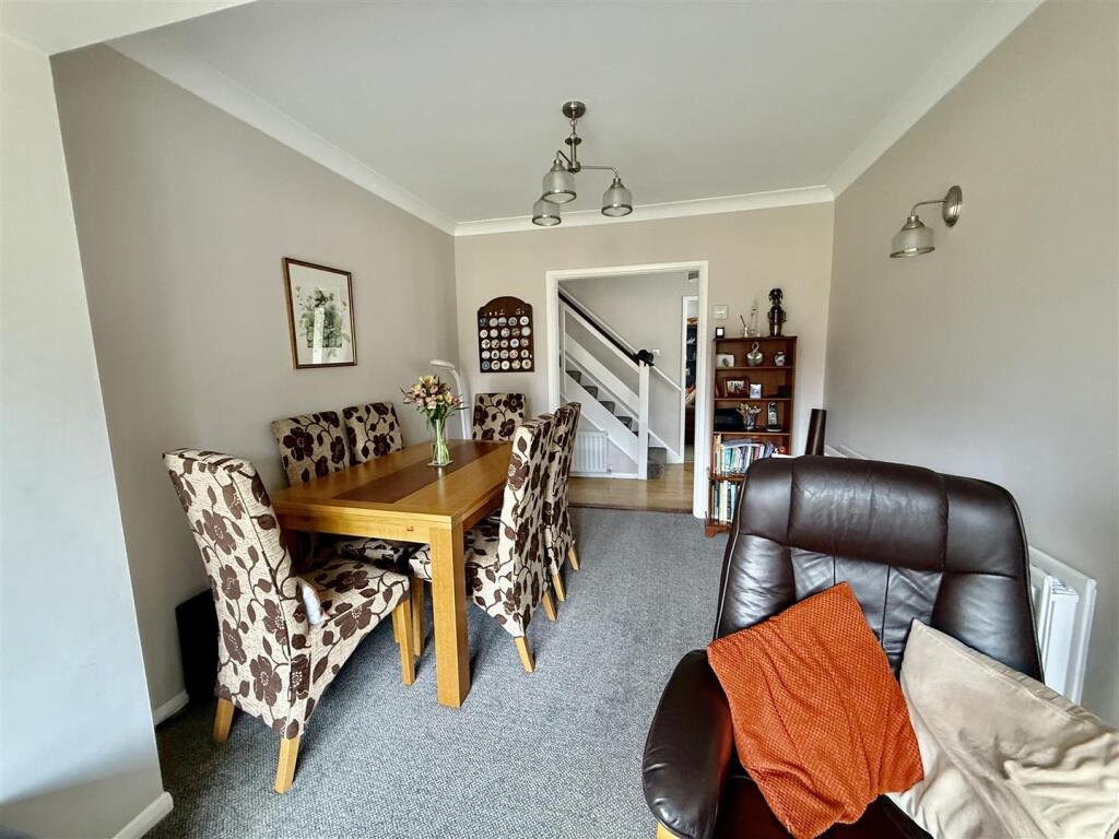 SITTING &amp; DINING ROOM
