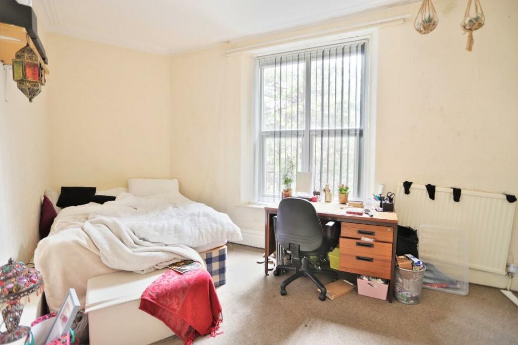 Student-accommodation-broomhill1.jpg