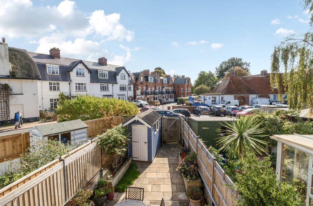 1364425-1-68e7bad...