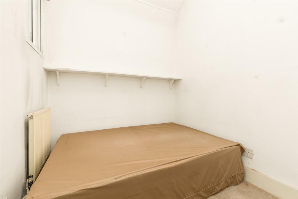 Bedroom.jpg