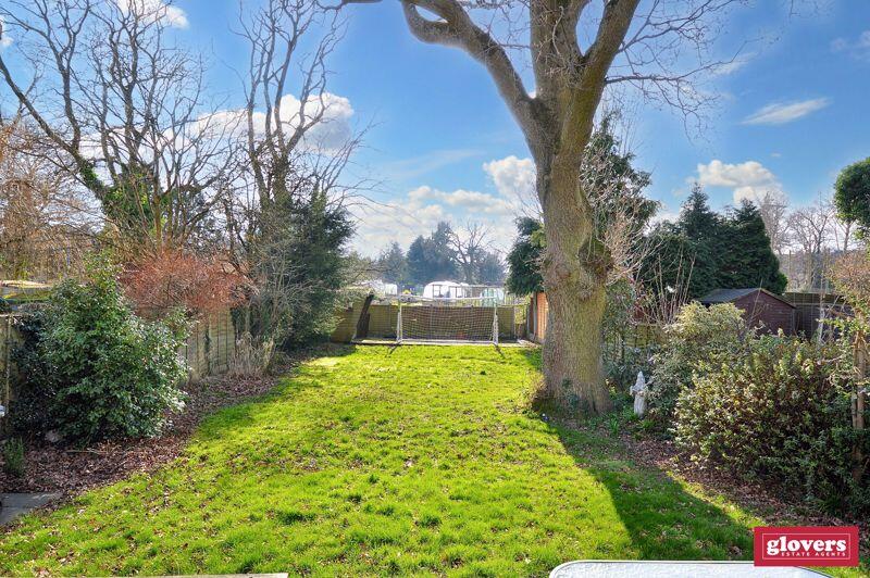BACK GARDEN