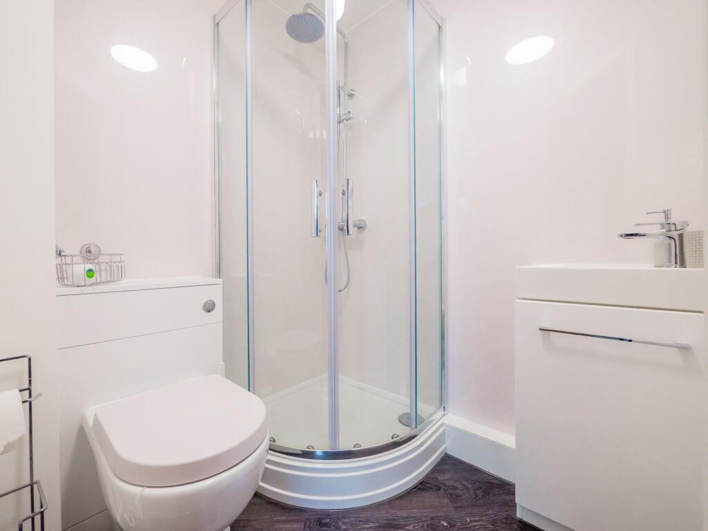Ensuite