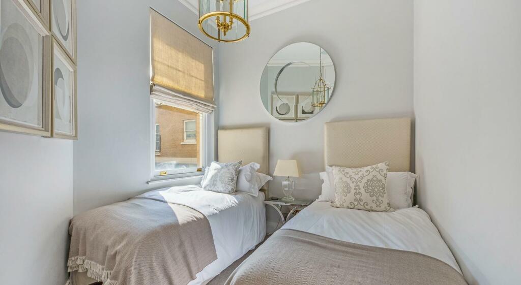 Charlesworth House 17-4-7. White Estates.jpg
