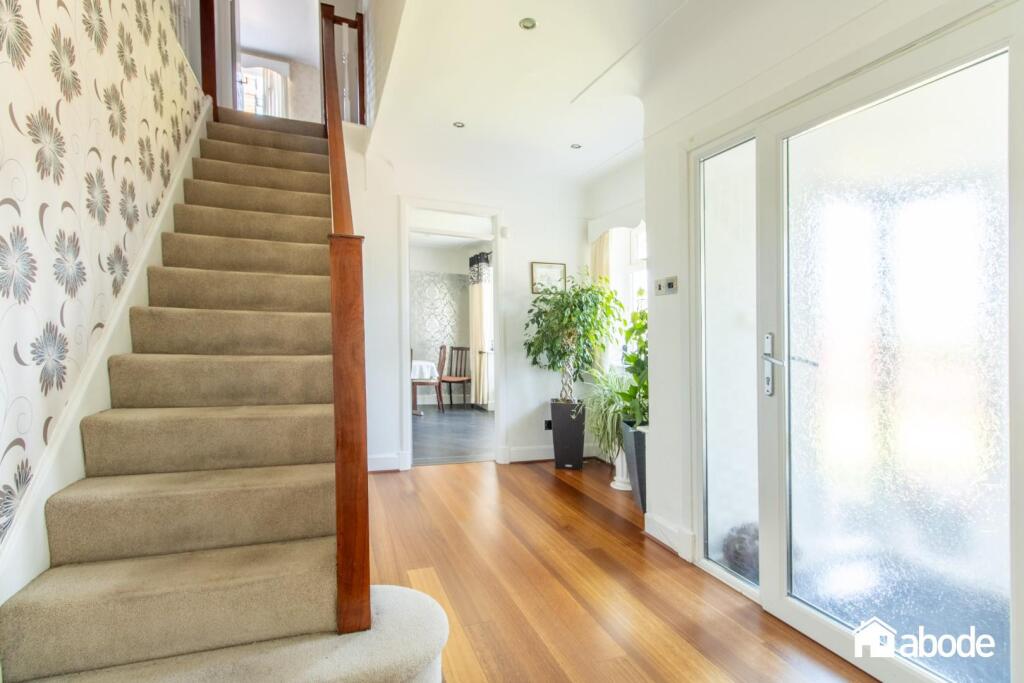 6 Chellow Dene 12.jpg