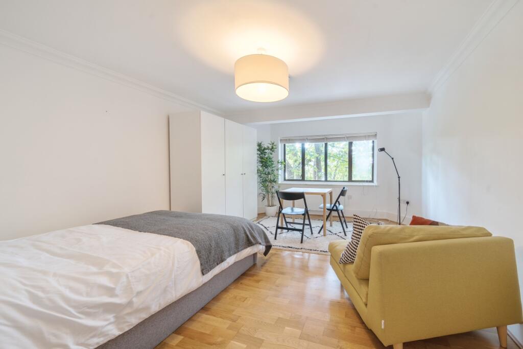 1331968-8-688674f...