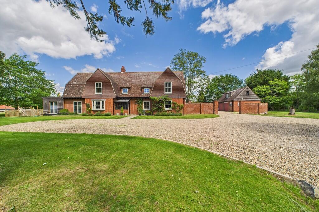 CAM01689G0-PR0472...