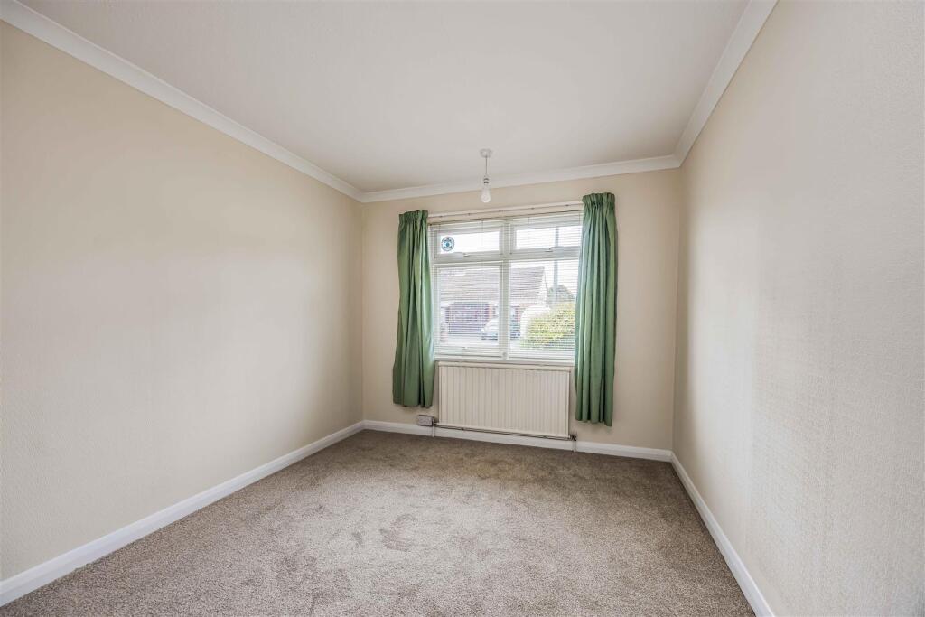 66 Durley Avenue, Cowplain-Small-PorticoMarketing-