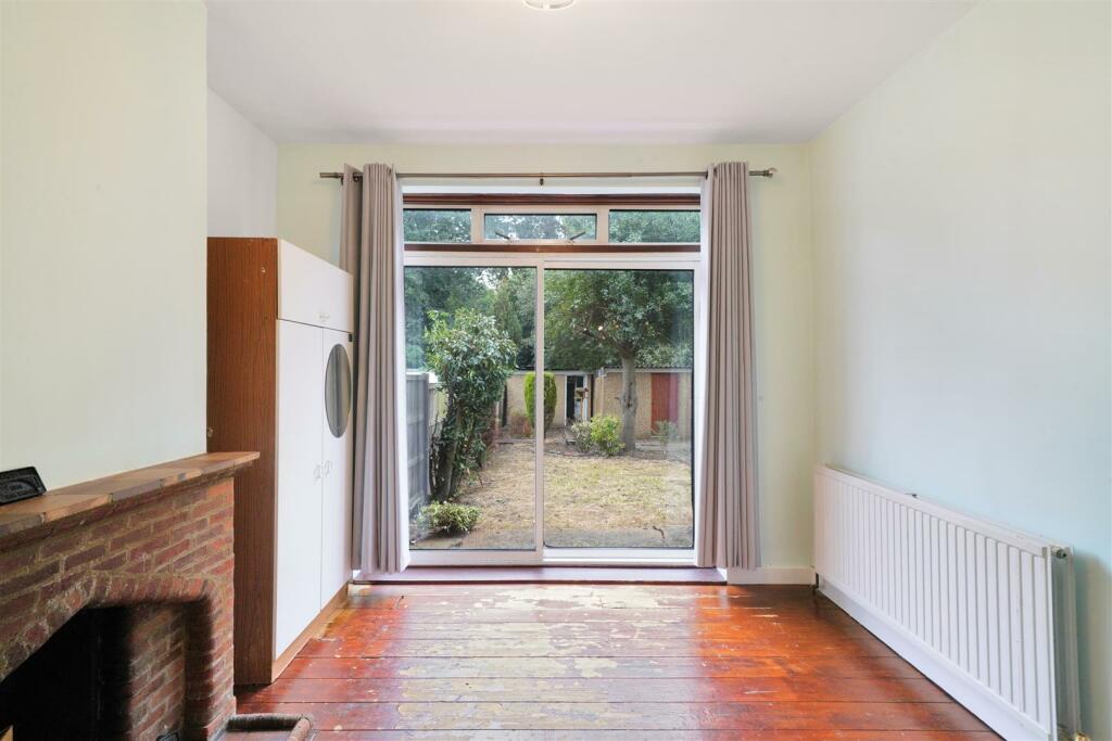 16 Elton Avenue - HI6RhtO3otDlKTZC0Sqq.jpg