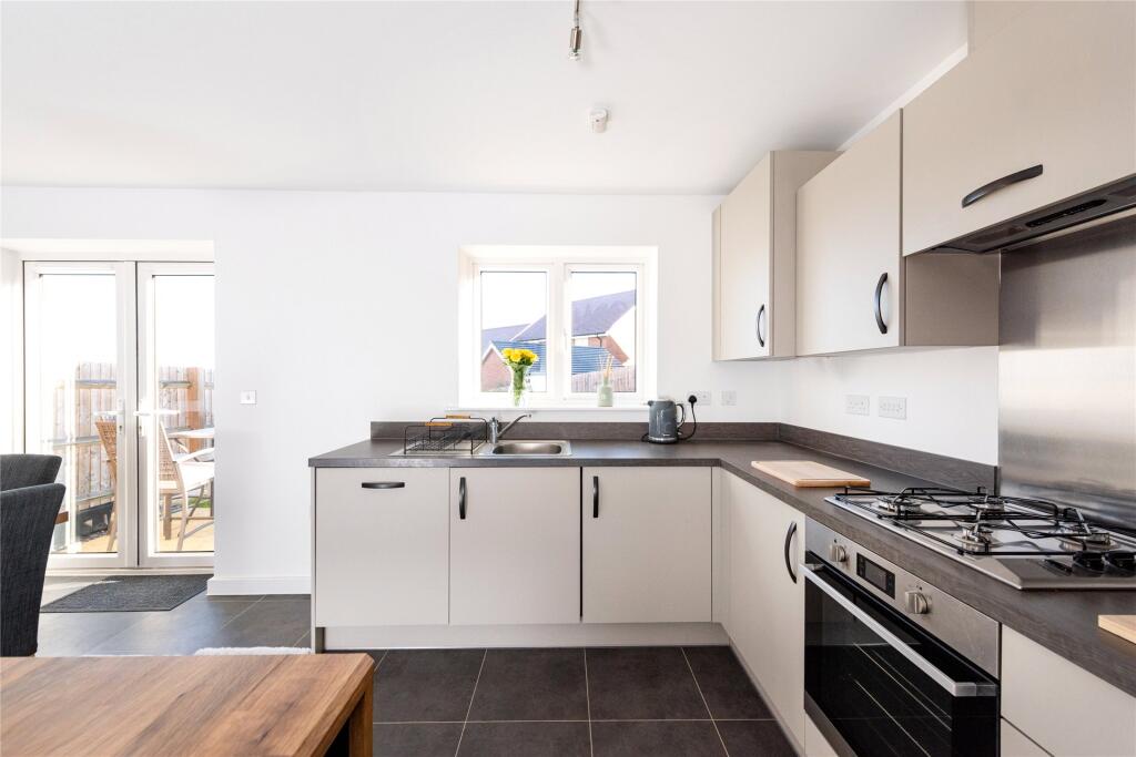 Kitchen/Dining