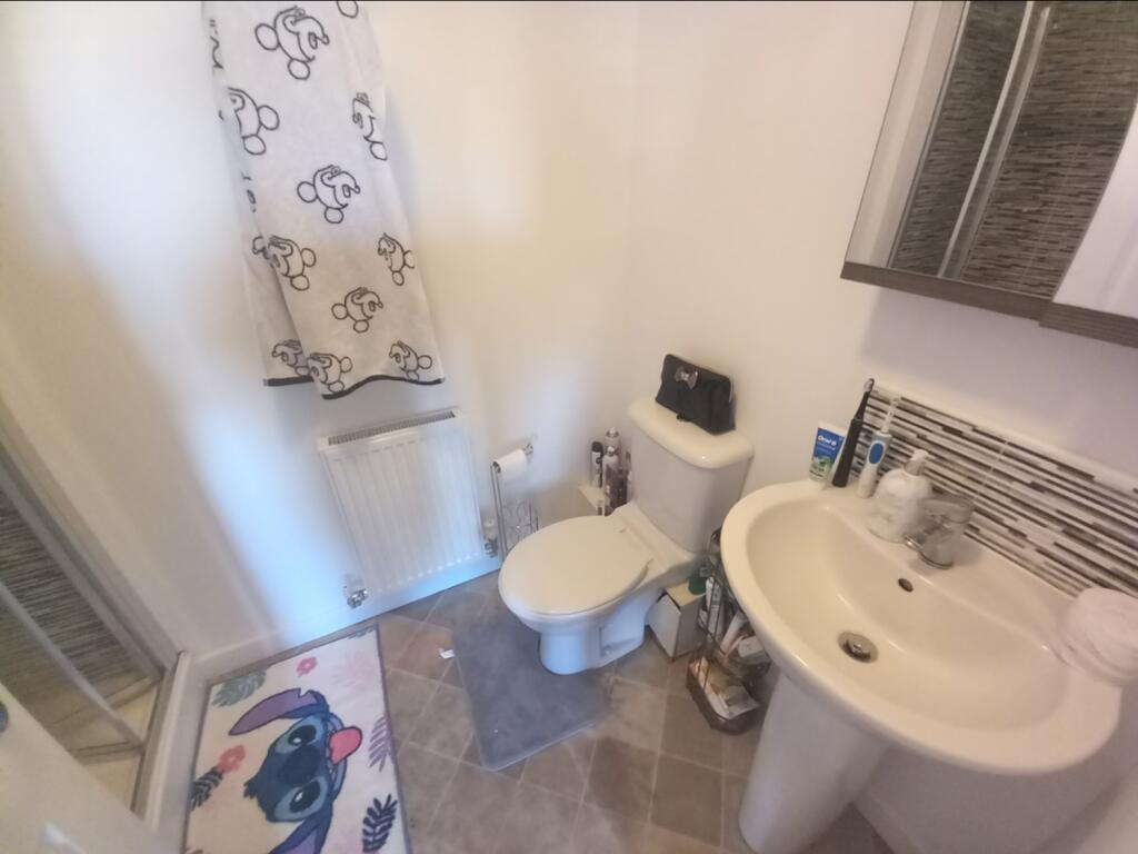 BEDROOM ONE EN SUITE